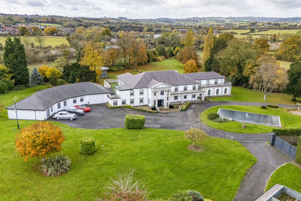 Country Estate Grandeur - Butterley Grange, Ripley
